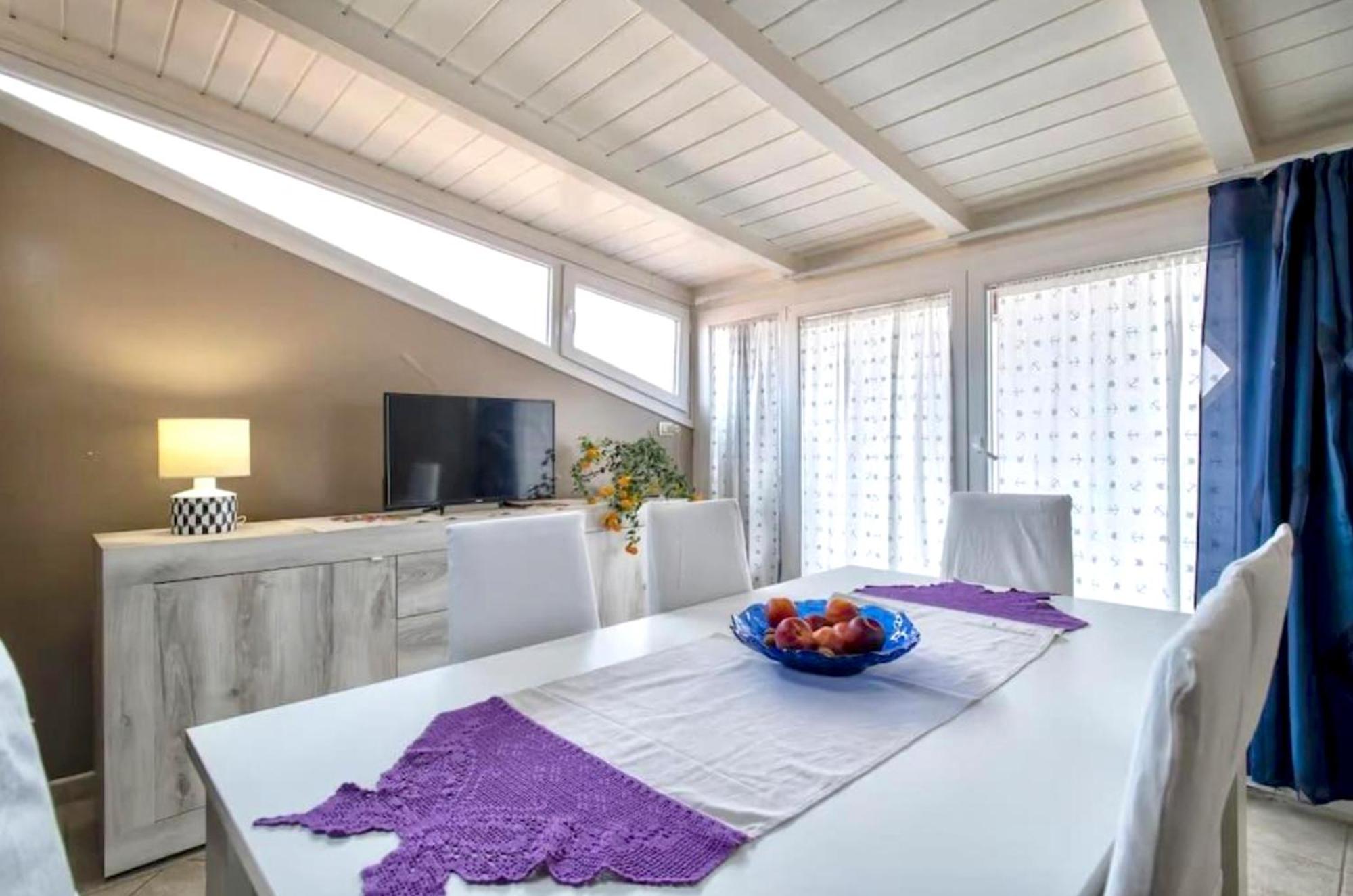 Appartamento Sea View Terrace Masala Close To The Of Lido Di San Giovanni In *